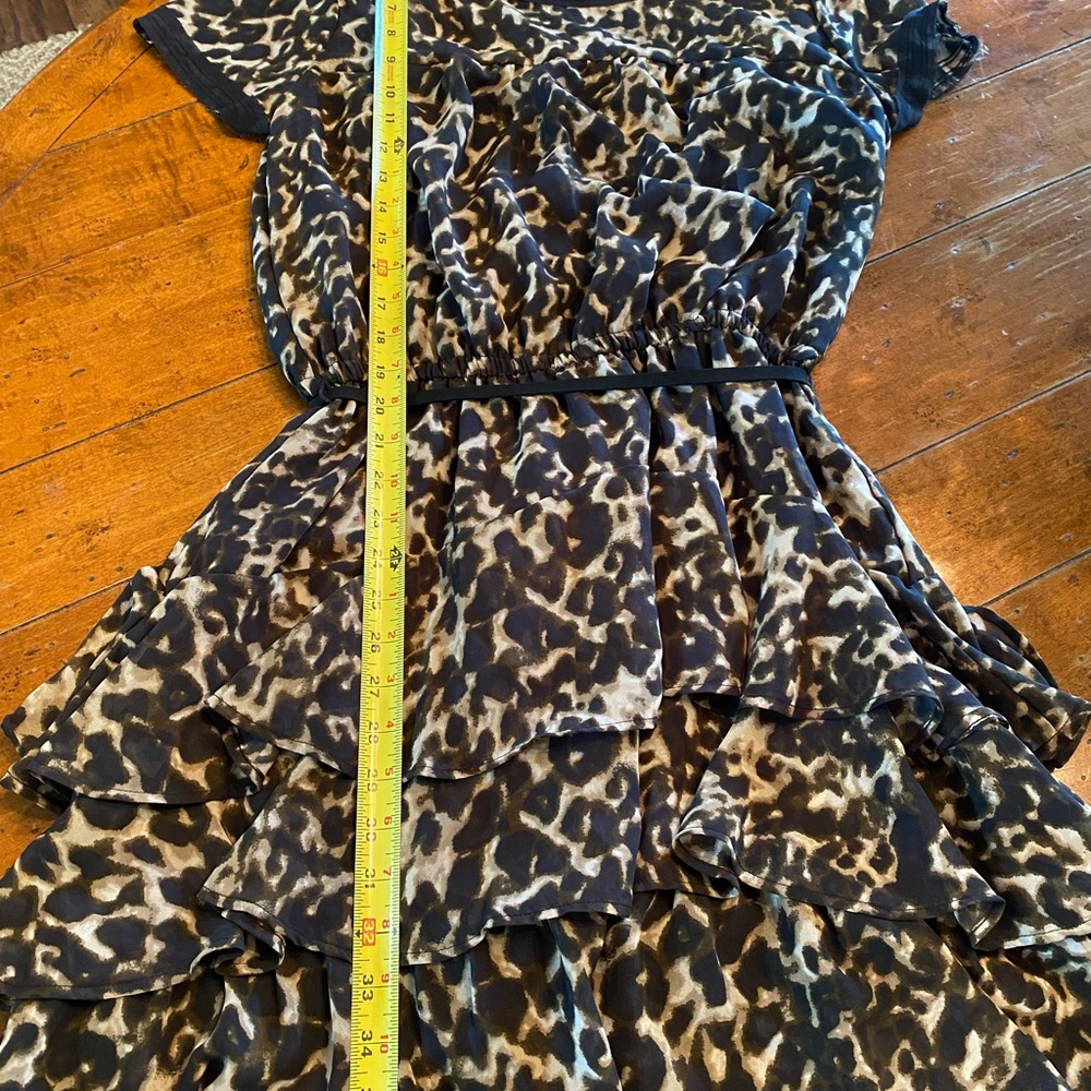 Converse Ruffled Dress - Picture 4 of 8